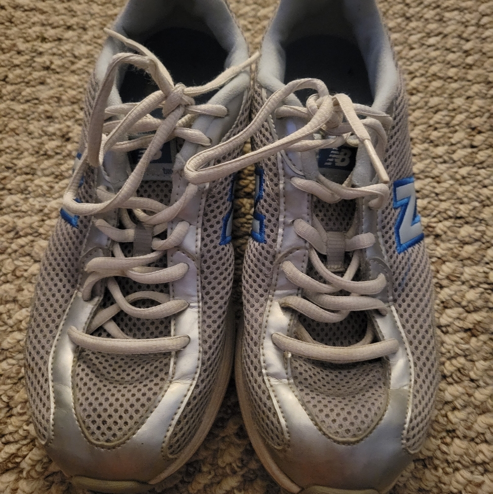 Women's New Balance 1442 Shoes Sz 6.5 Preowned